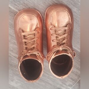 Vintage Pair of Bronzed Copper Tone Infant Baby Booties Shoes Nursery Decor.